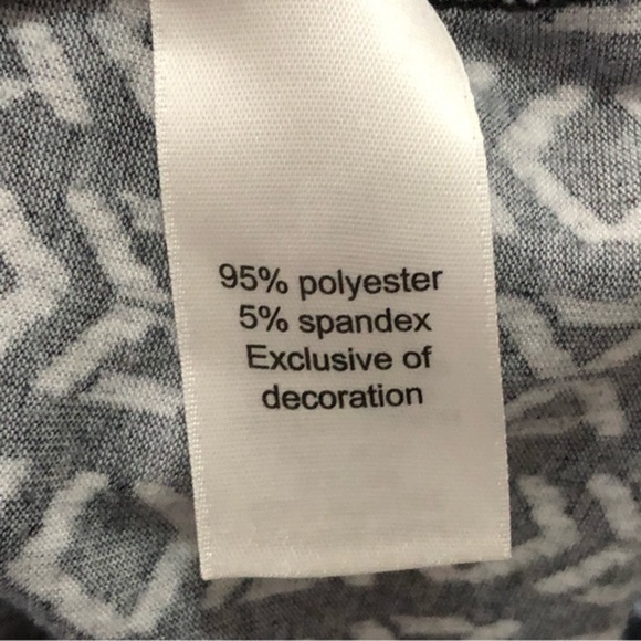 FRANKIE & Missy Size Med Black/White Sleeveless Blouse - Picture 5 of 5